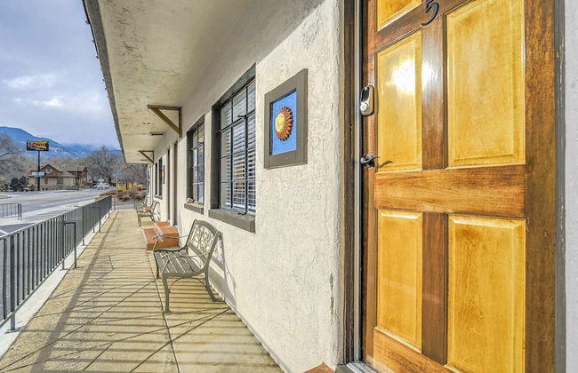 1BD Suite Trails & Garden of the Gods Dogs Welcome! - Photo 18