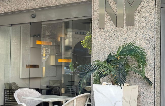 NY Suites Hotel - Photo 62