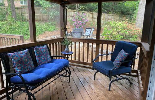 Modern Home with Yard and Deck, 1 Mi to Clemson U! - Foto 2