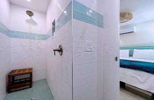 Just Beachy! One bed one bath charmer steps to beach - Photo 15