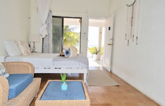 Arena y Mar Beachfront House, El Cuyo by The Spot Rentals - Foto 18