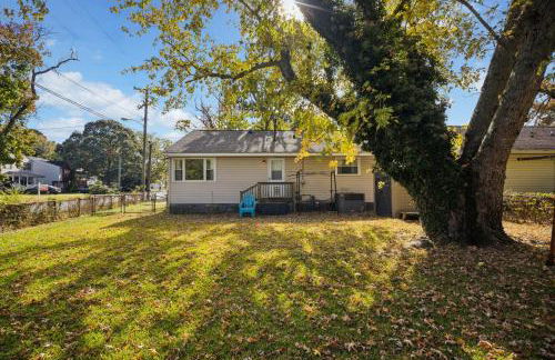 Comfy Coastal Getaway with Modern Comforts home - Foto 31