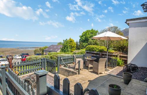 The Lobster Pot - Photo 2