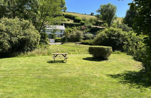 Mill House Fowey set in a creekside hamlet - Photo 27