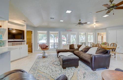 Deck and Cliffside Belton Lake Views Temple Retreat - Foto 6