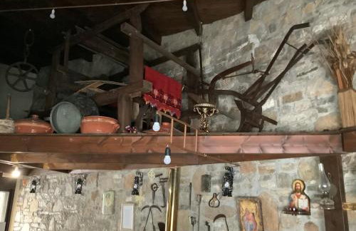 Εθιά Παραδοσιακή πετρόχτιστη οικία Ethia Traditional house of stone - Foto 19