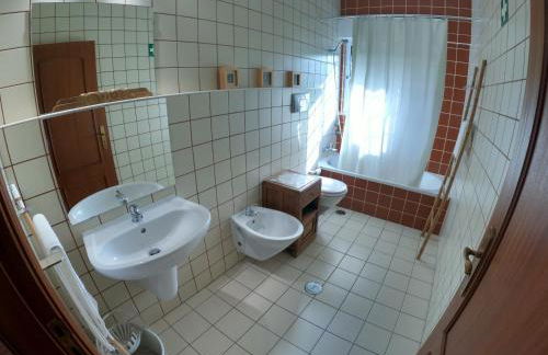 Algarve, renovated T1 apartment in S Bras de Alportel - Foto 18