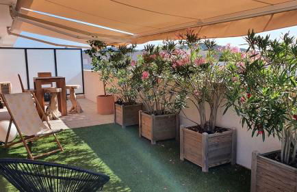 Rooftop du Lavandou - terrace and pool - Foto 7