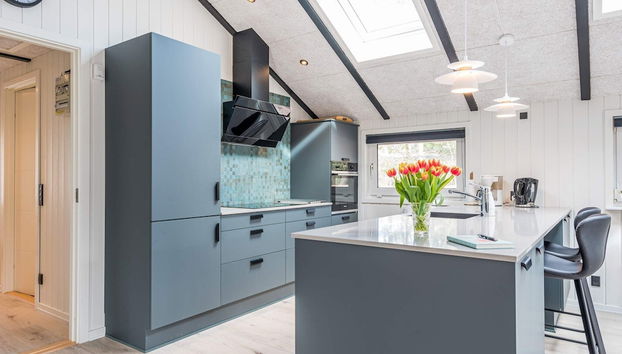 6 Person Holiday Home in Blavand - Foto 5, Cocina privada