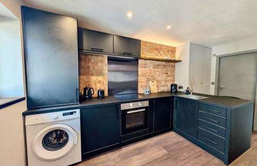 Charming Flat With Free Parking in Prime Location - Foto 8