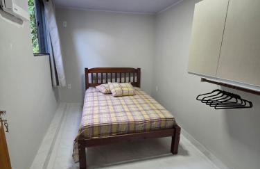 Sua Estadia Angra - Casa de 2 Quartos no Centro de Angra - Foto 4