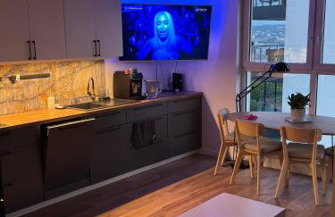 Navy Blue Apartment - Photo 24