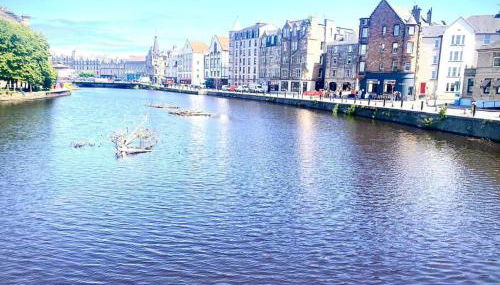 Bright Modern Apartment - Foto 3