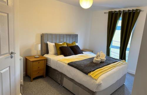 5 Town centre, entire flat, free parking king bed - Foto 14