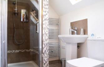 Limavady Cherry Tree Apartment, Sleeps 2 & Parking - Foto 25