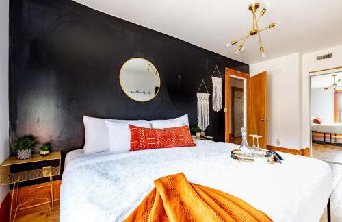 Jungle House Luxury Homes - Columbus Downtown Short North - Walk to Convention Center & Nationwide Arena - Sleeps up to 10 - Free Parking - Over 5,800 Five Stars - Foto 46