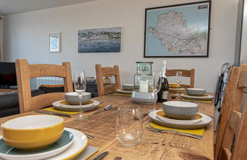 Sea View Apartment in centre of Rhosneigr - Pass the Keys - Foto 26