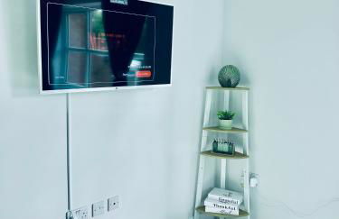 Dover Ferry Apartments x 2 Sleeps 10 with parking and castle views - Foto 5