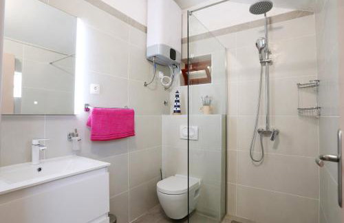 Guest House Roses - Photo 24