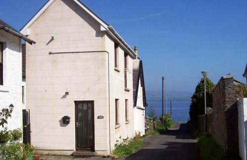 The Snug a cosy, quirky detached cottage with sea views - Foto 1