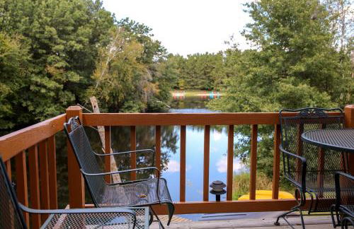 Family-Friendly Cabin Rental on a Private Lake near Wisconsin Dells - Photo 7