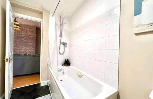 Seaside Snug by Honeywhite Homes - Photo 13