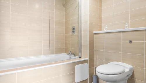 Waterfront Luxury Apartment - Foto 3, towels, Shower