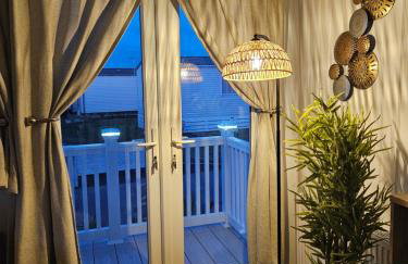 Jurassic Bliss - stylish static caravan with partial sea view at Durdle Door - Foto 40