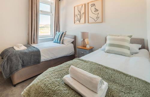 Stunning 6Bed Cottage in the Hills- Free Parking - Foto 3