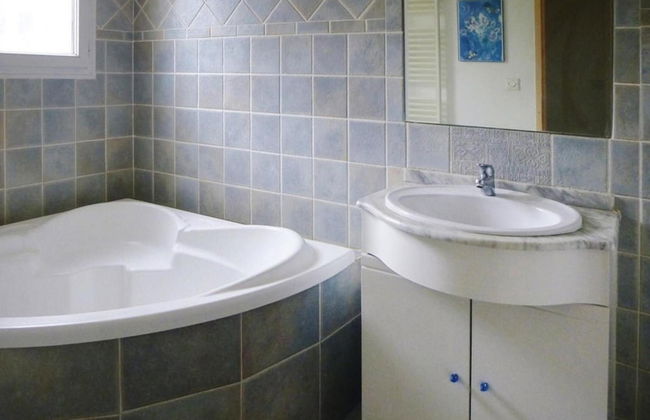 Cozy Vacation House With Pool, Vernegues - Foto 12