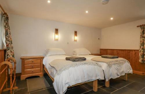 Coombe Barn - Photo 20