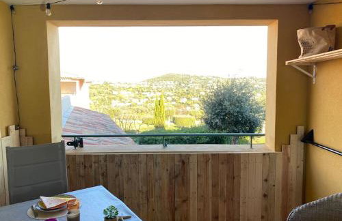 Beau 2 pièces, Magnifique vue mer et piscine - Photo 2