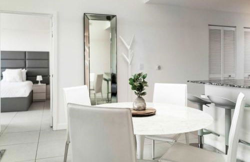 La Central- CityPlace Doral and across from a Park - Foto 9