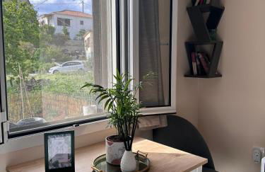 Jo's Studios - Photo 10