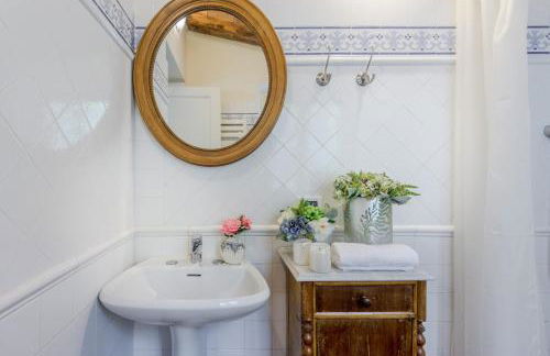 Villa Coccinelle, A secret sweet idyllic retreat for 2 couples with private pool & air conditioning - Foto 72