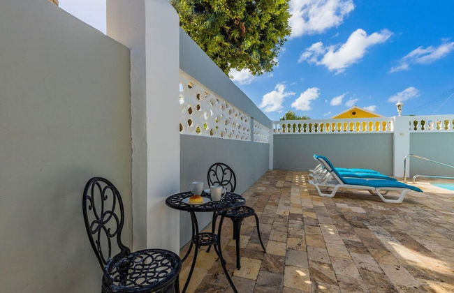 3BR Home w Pool in Downtown 5min Walk 2 Beach - Foto 17