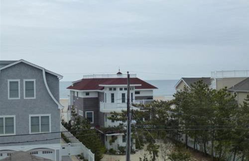 Oceanside Brant Beach Single Family Beach Badges Private Yard Wifi Ocean And Bay Views Washer & Dryer This Home Will Allow You To Truly Feel - Foto 1