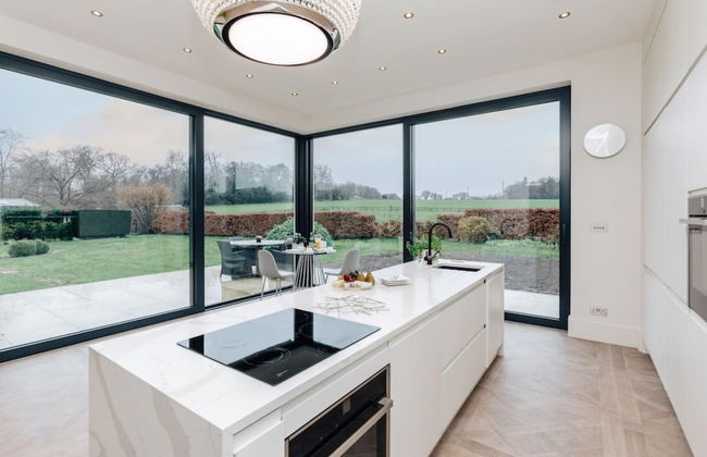 Wisteria House - Sleeps 11 - Foto 2