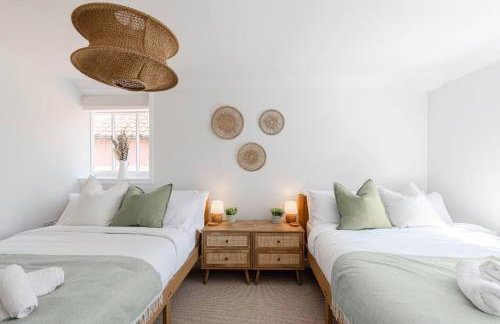 Prime Location - Southwold Gem - Sleeps 8 - Whole Cottage - Photo 22