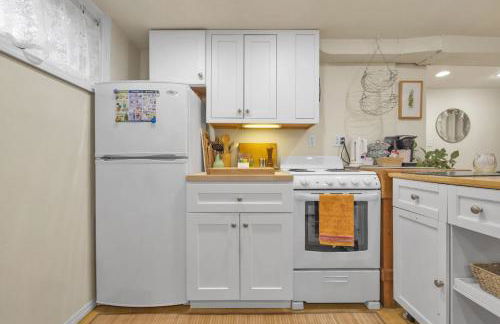 Large private 1 bedroom apartment in prime Seattle neighborhood near UW - Foto 36