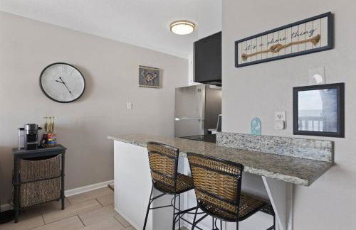 The Lookout: Tranquil Beachfront Condo - Foto 29