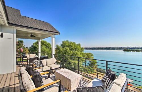 Lakefront Moses Lake Home with Dock and Game Room - Foto 1