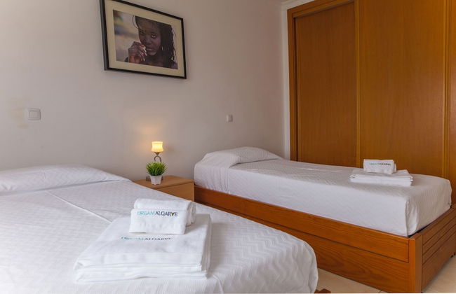 B41 - Windmill Modern with Pool - Foto 3