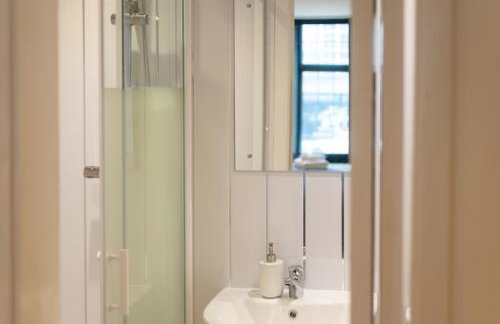 Central Flat-2Bedrooms-2Bath-By FabAccommodation - Foto 16