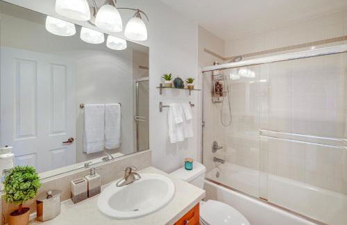 San Diego Condo with Pool Access about 2 Mi to Beach! - Foto 14