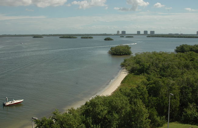 Lovers Key Resort by Check In Vacation Rentals - Photo 46