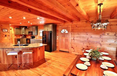 Mountain Gem, Hot Tub, Fire Pit, Views, Starlink Wi-fi - Foto 3