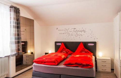 Villa Relax - Ferienwohnungen & Hallenbad & Relaxgarten - Foto 18