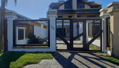 Sobrado em Imbé - RS - Foto 1