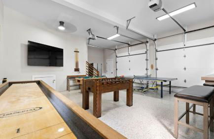 Pool • Hot Tub • Game Room • Fire Pit • Lakefront Paradise Pointe by AvantStay - Foto 70